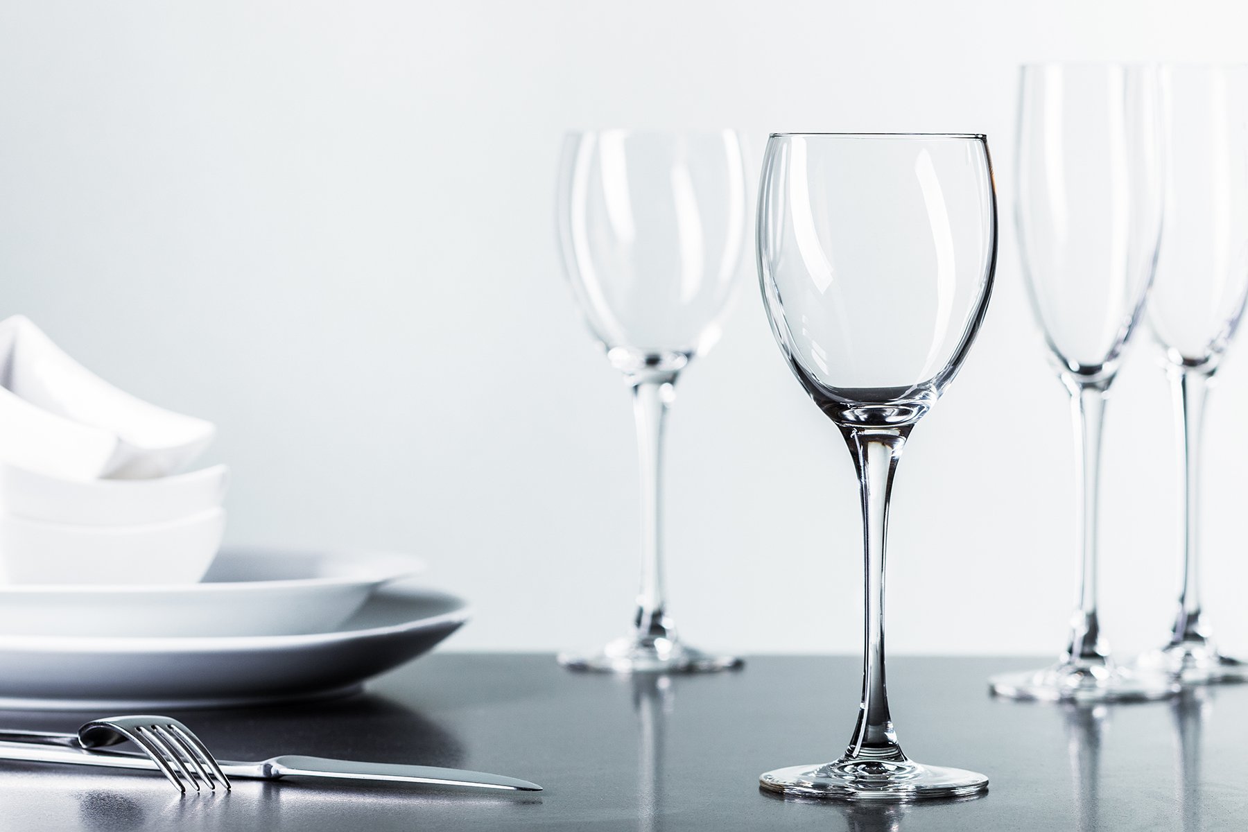 Choosing the Perfect Tall Glassware