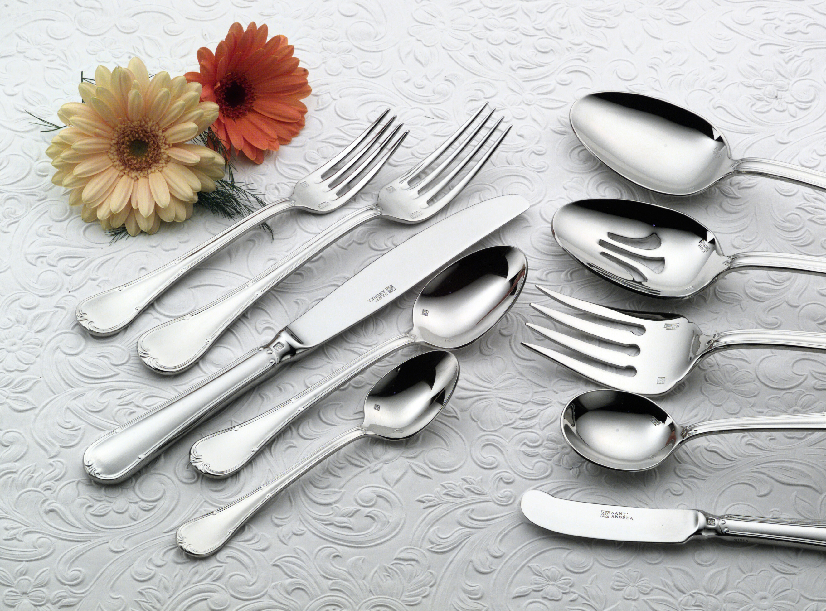 How to Pick the Good, Better, and Best of 1880 Hospitality's Flatware ...