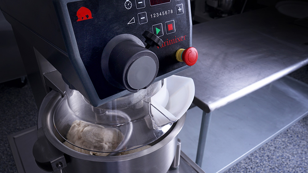 Varimixer_KODIAK20_dough_in_bowl