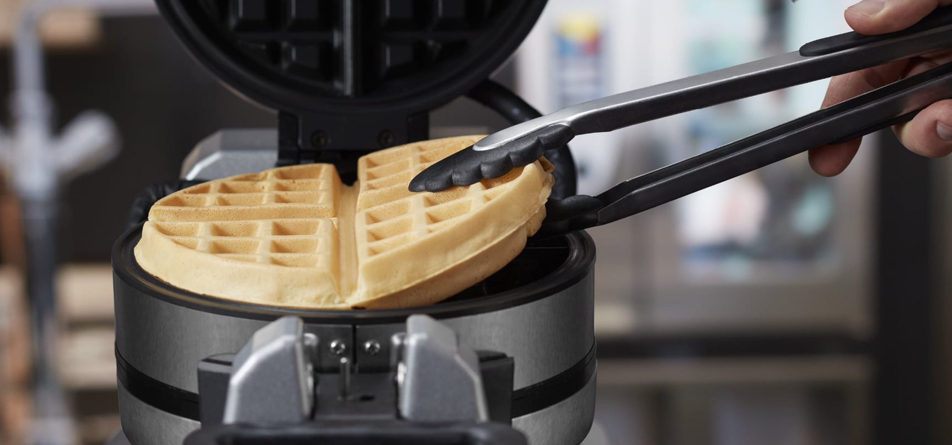 commercial-kitchen-equipment-waffle-maker